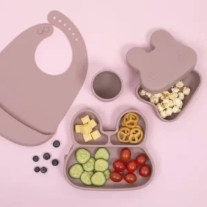 We Might Be Tiny Assiette En Silicone Lapin Vieux Rose 18